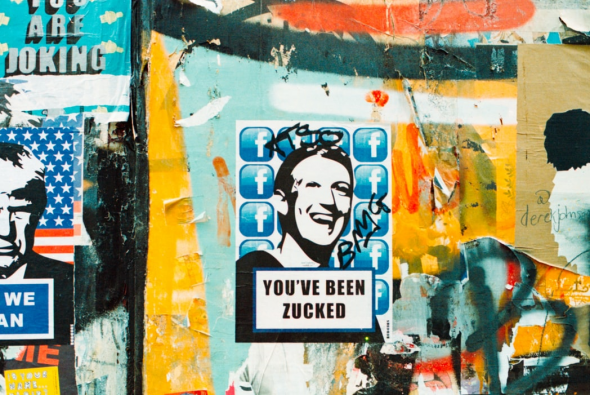 Addio ai post datati e imbarazzanti su Facebook